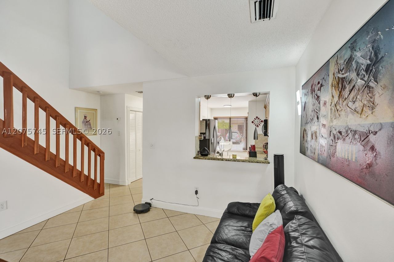 Real estate property located at 14201 57th Ln #1A7, Miami-dade, Golfview Th At Kendale Lk, Miami, FL
