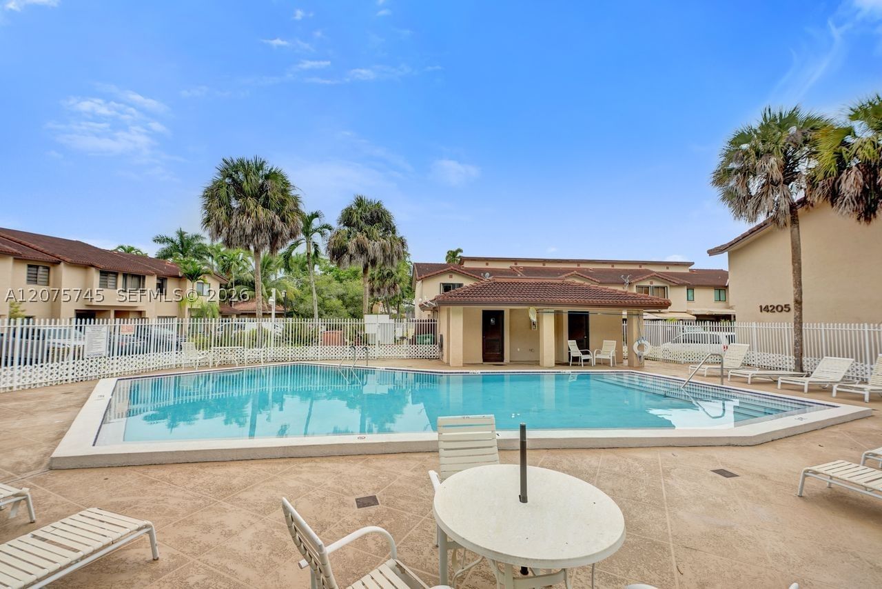 Real estate property located at 14201 57th Ln #1A7, Miami-dade, Golfview Th At Kendale Lk, Miami, FL