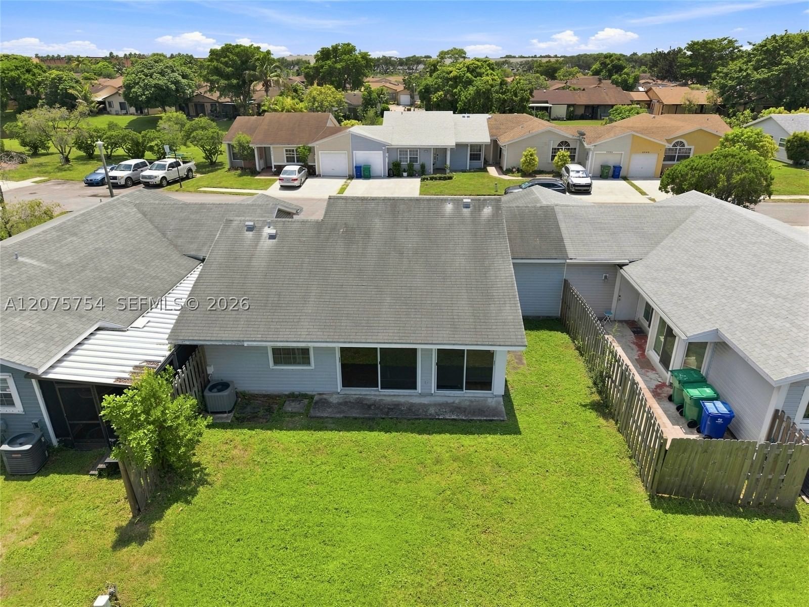 Real estate property located at 9771 Fern Ln, Broward, Meadows Of Miramar, Miramar, FL