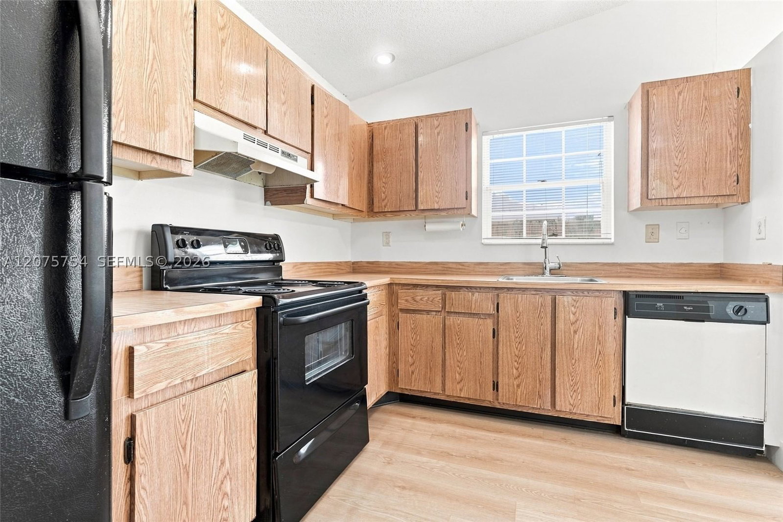 Real estate property located at 9771 Fern Ln, Broward, Meadows Of Miramar, Miramar, FL