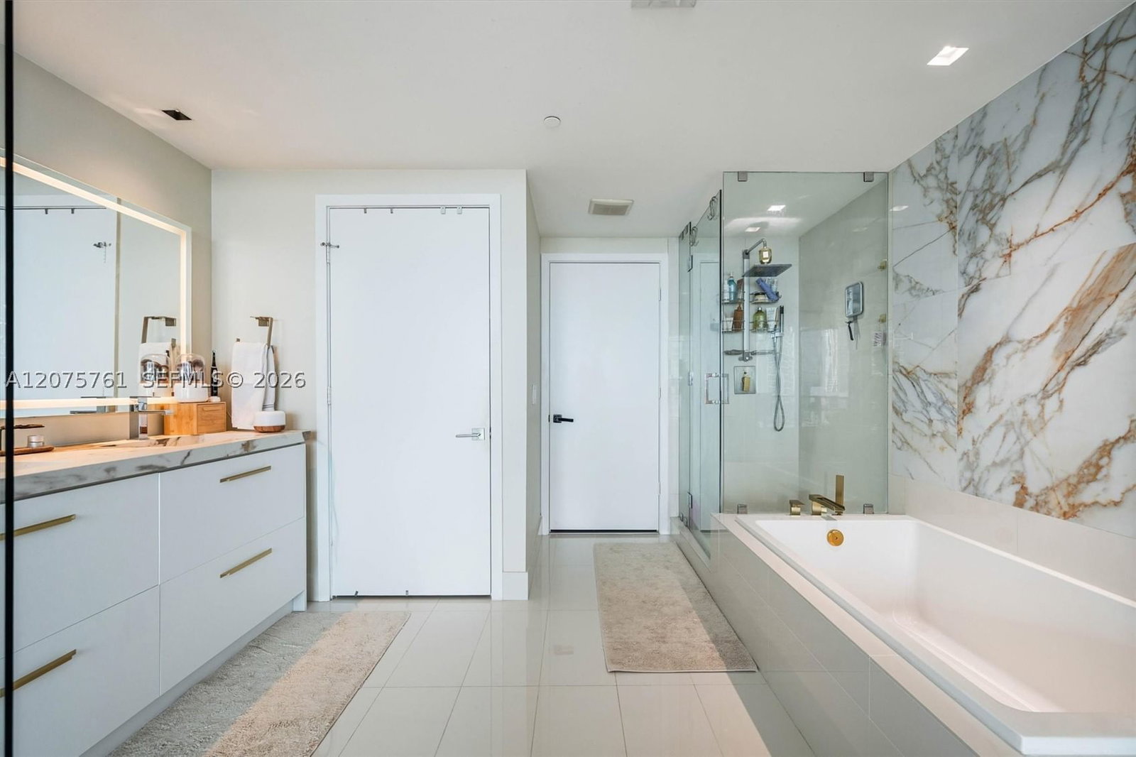 Real estate property located at 650 32nd St #1203, Miami-dade, Paraiso Bay Condo, Miami, FL