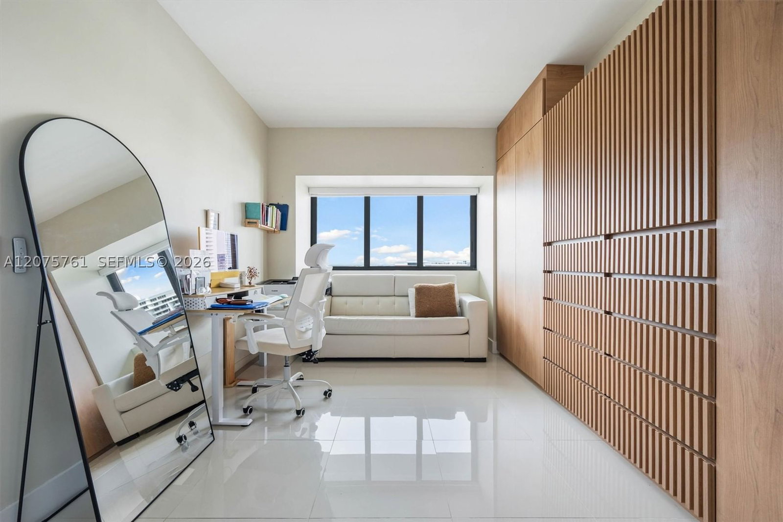 Real estate property located at 650 32nd St #1203, Miami-dade, Paraiso Bay Condo, Miami, FL