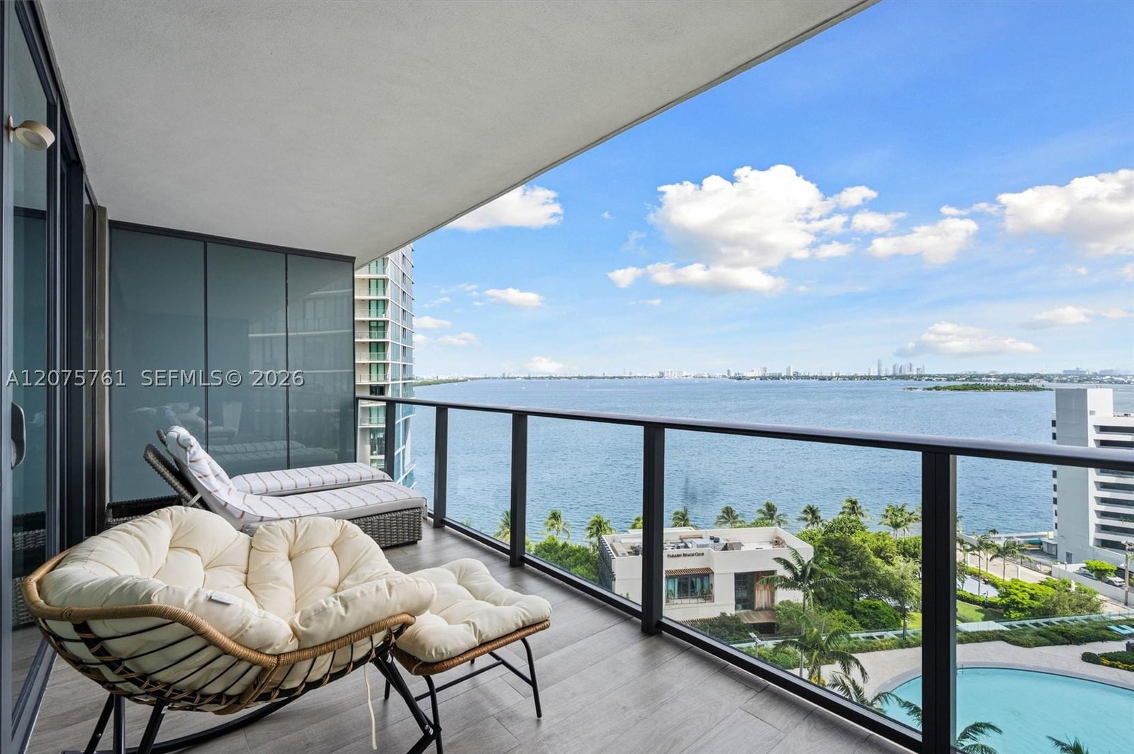 Real estate property located at 650 32nd St #1203, Miami-dade, Paraiso Bay Condo, Miami, FL