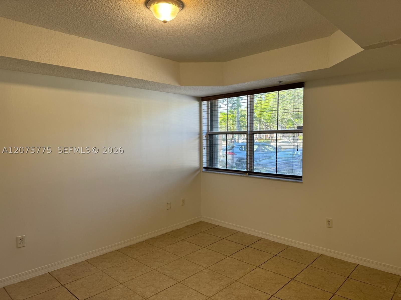 Real estate property located at , Miami-dade, The Courts At Doral Isles, Doral, FL