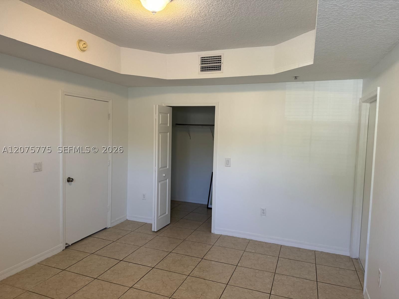 Real estate property located at , Miami-dade, The Courts At Doral Isles, Doral, FL