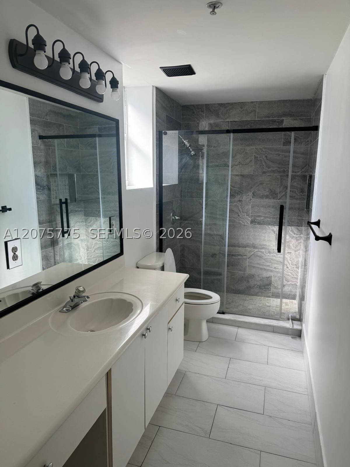 Real estate property located at , Miami-dade, The Courts At Doral Isles, Doral, FL