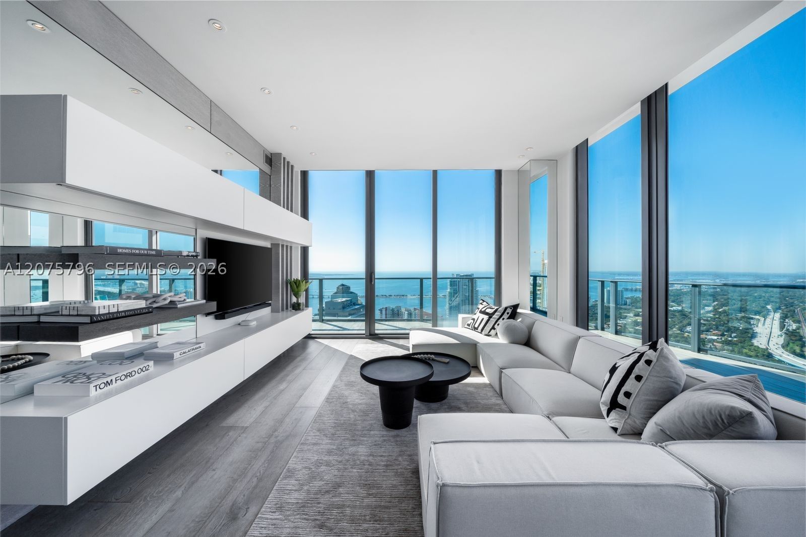 Real estate property located at 1300 Miami Ave UPH4, Miami-dade, 1300 S Miami Avenue Condo, Miami, FL