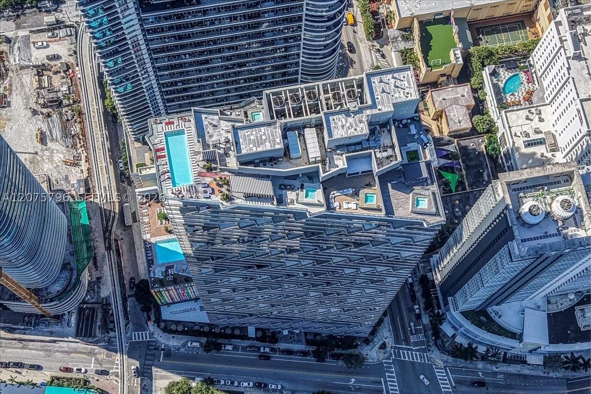Real estate property located at 1300 Miami Ave UPH4, Miami-dade, 1300 S Miami Avenue Condo, Miami, FL