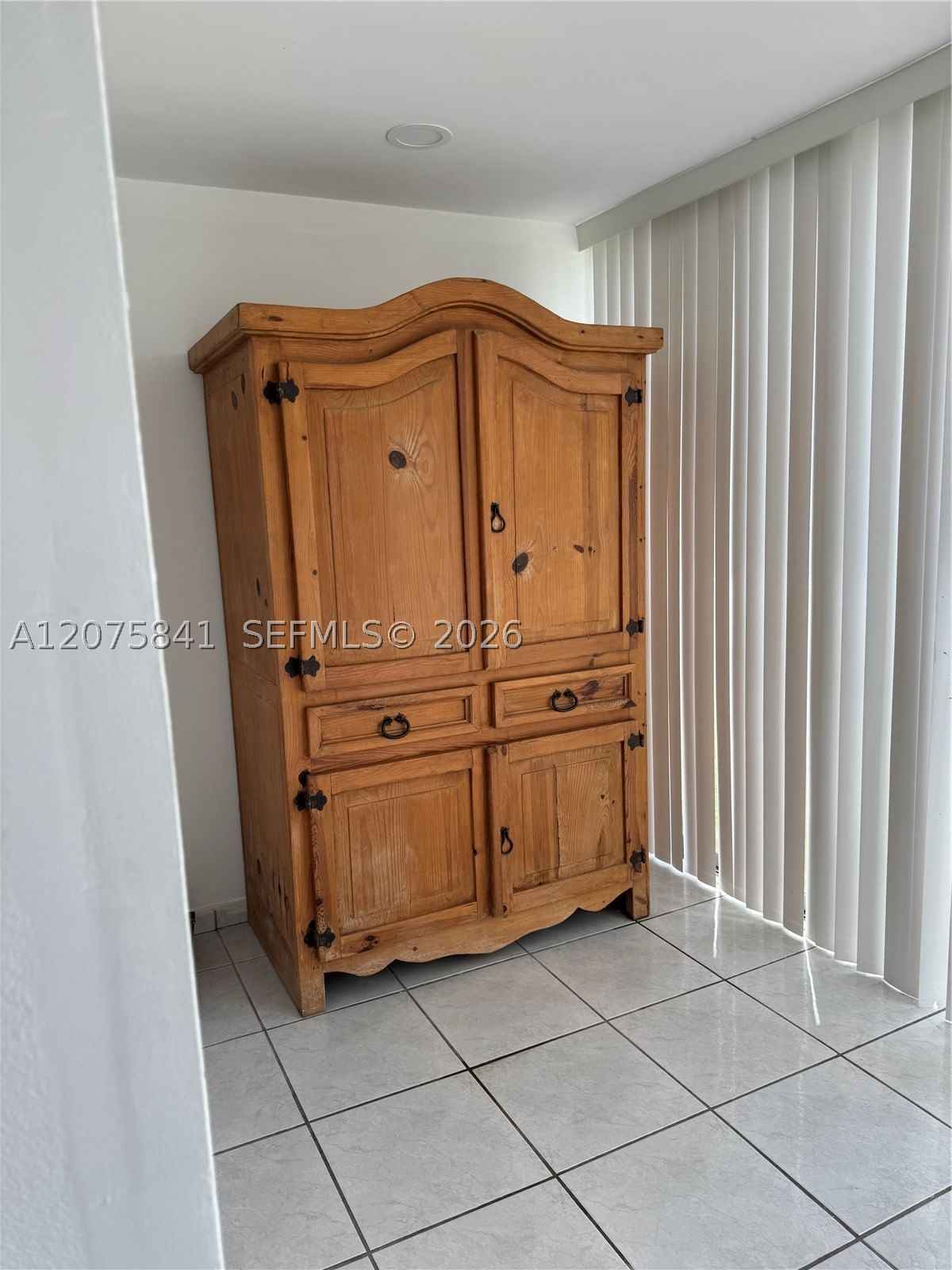 Real estate property located at 9401 4th St #103, Miami-dade, Versaille Gardens I Condo, Miami, FL