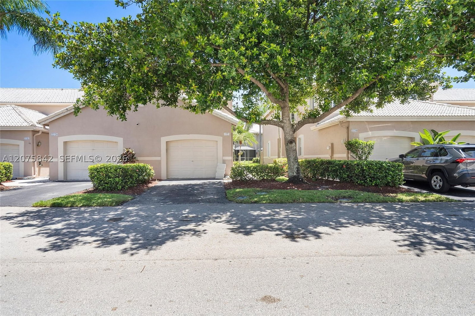 Real estate property located at 2224 Salerno Cir, Broward, Sectors 3 & 4 Boundary Pl, Weston, FL