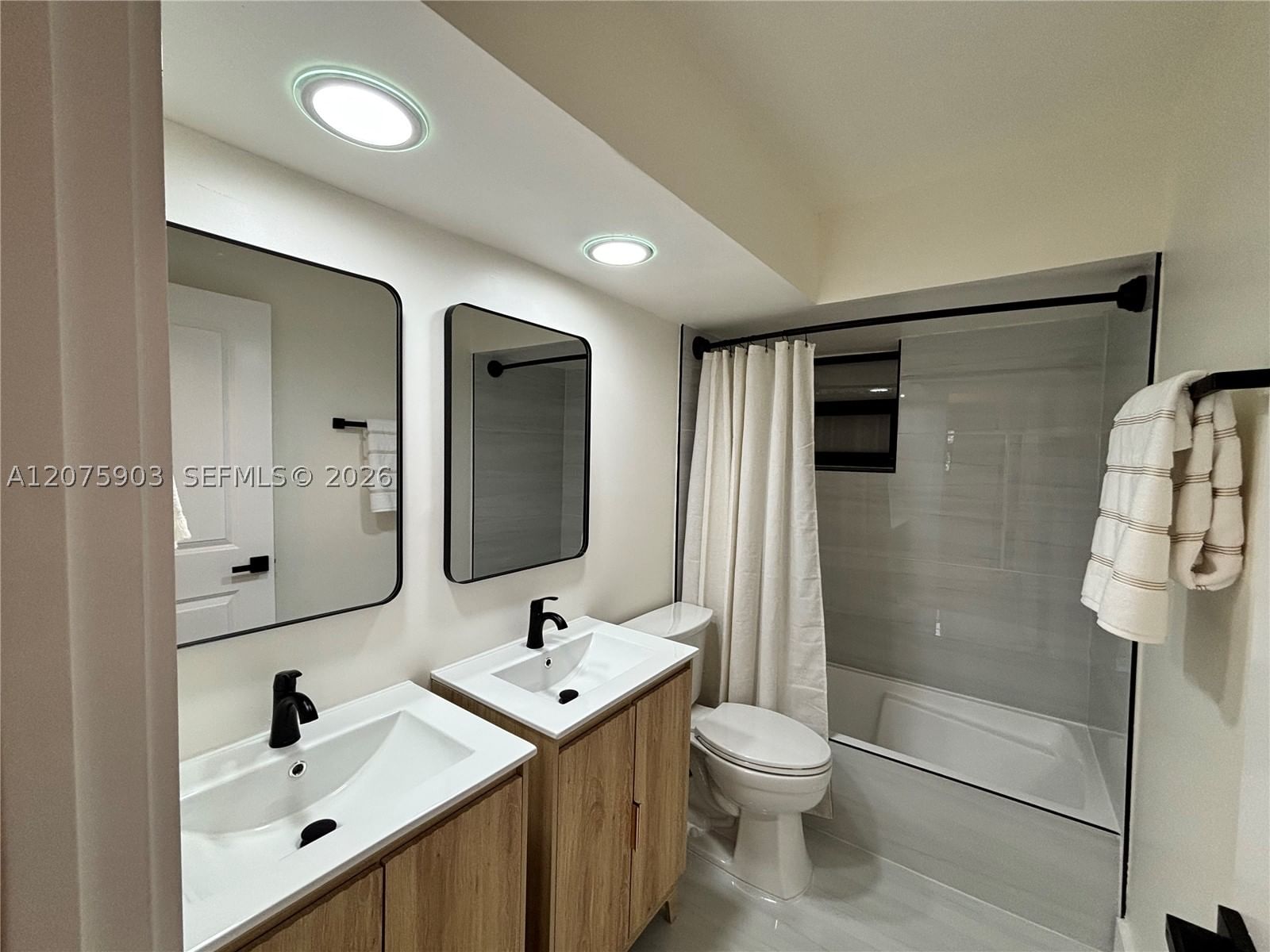 Real estate property located at 5741 Simms St, Broward, Playland Estates Sec 2, Hollywood, FL