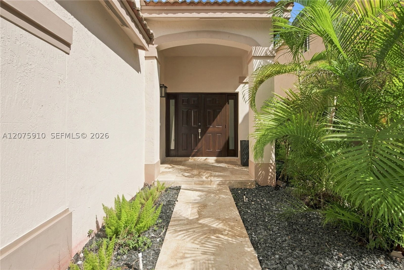 Real estate property located at 445 Conservation Dr, Broward, Sector 2-parcels 12 13 14, Weston, FL