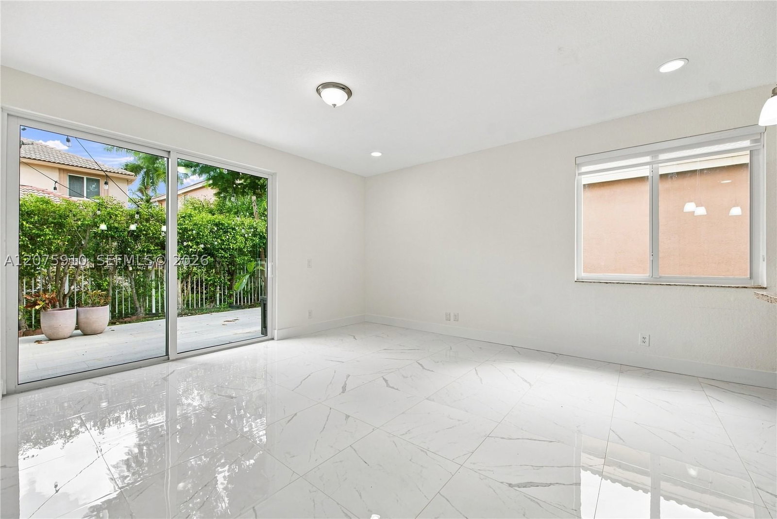 Real estate property located at 445 Conservation Dr, Broward, Sector 2-parcels 12 13 14, Weston, FL