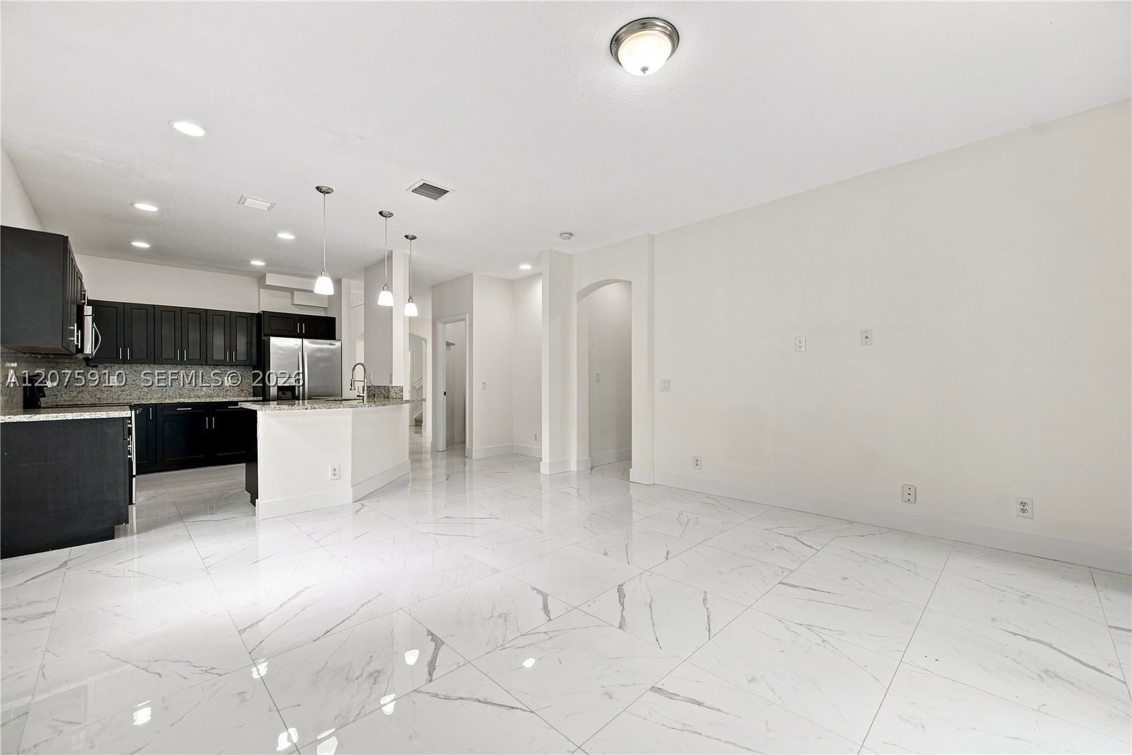 Real estate property located at 445 Conservation Dr, Broward, Sector 2-parcels 12 13 14, Weston, FL