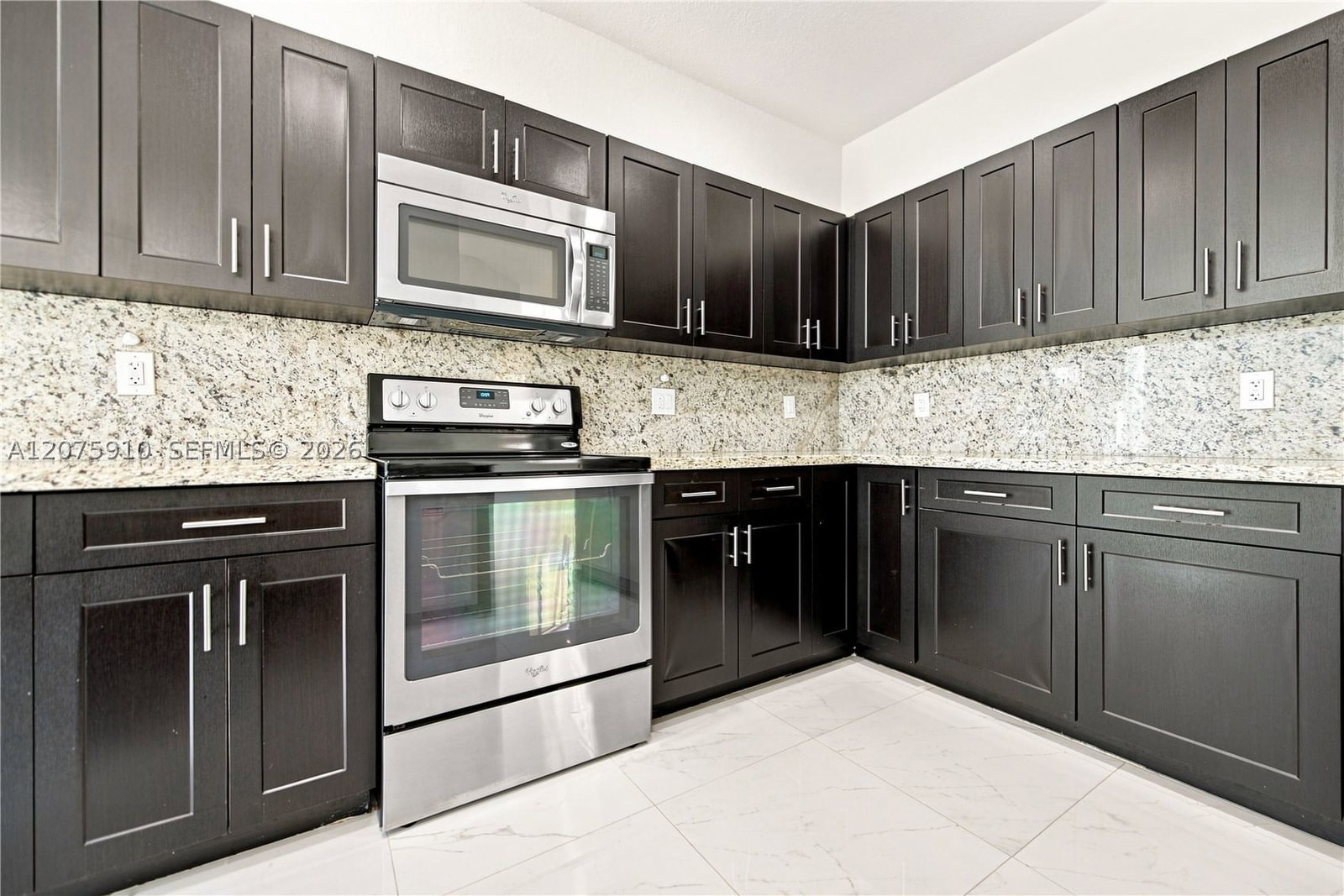 Real estate property located at 445 Conservation Dr, Broward, Sector 2-parcels 12 13 14, Weston, FL
