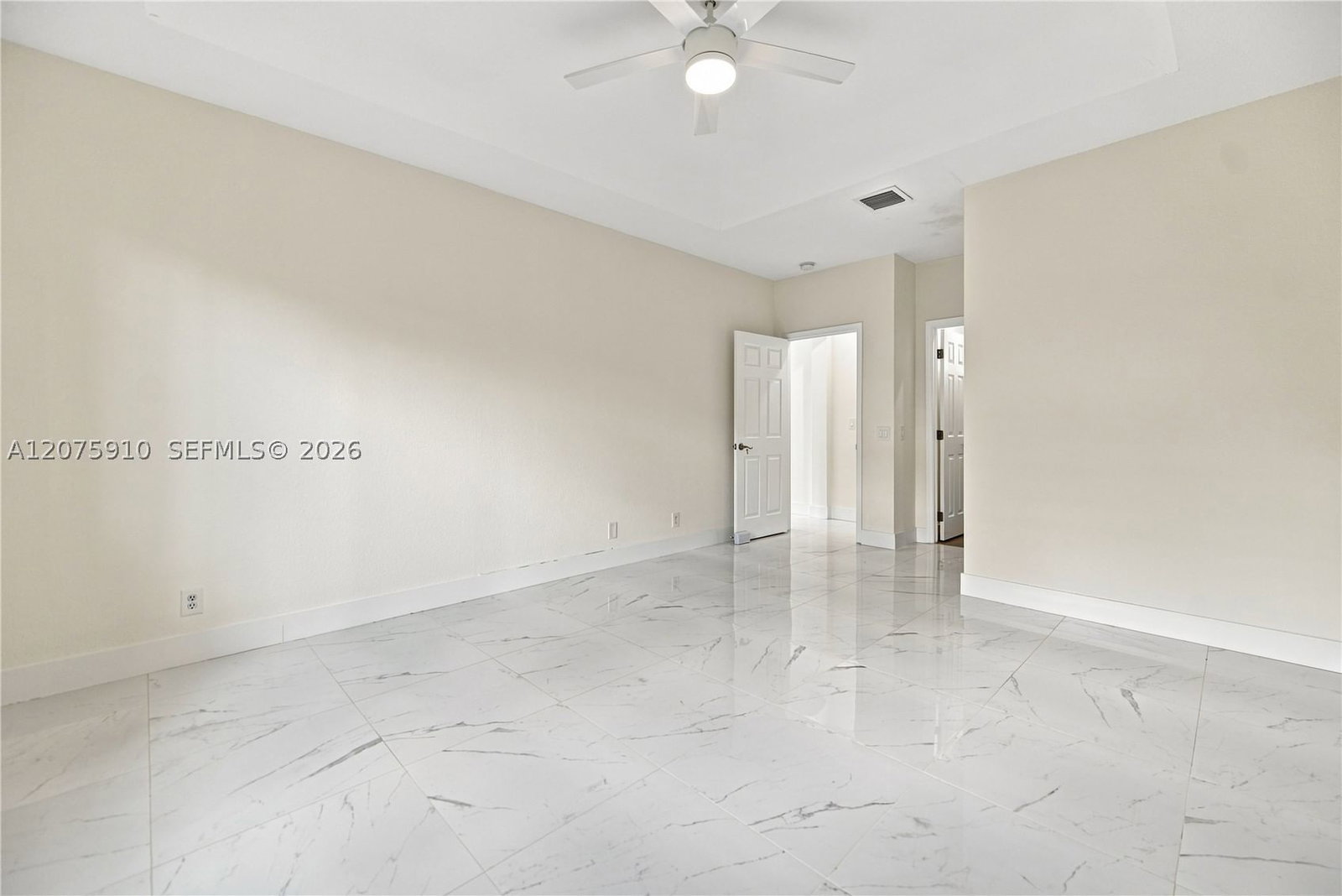 Real estate property located at 445 Conservation Dr, Broward, Sector 2-parcels 12 13 14, Weston, FL