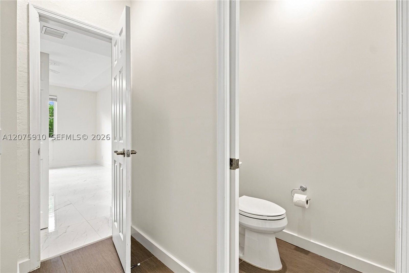 Real estate property located at 445 Conservation Dr, Broward, Sector 2-parcels 12 13 14, Weston, FL