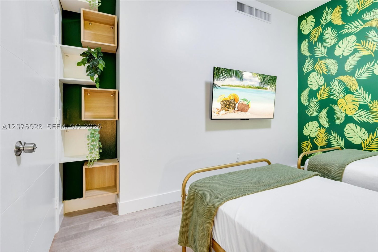 Real estate property located at 777 Ocean Dr N214, Broward, Costa Hollywood Condo, Hollywood, FL