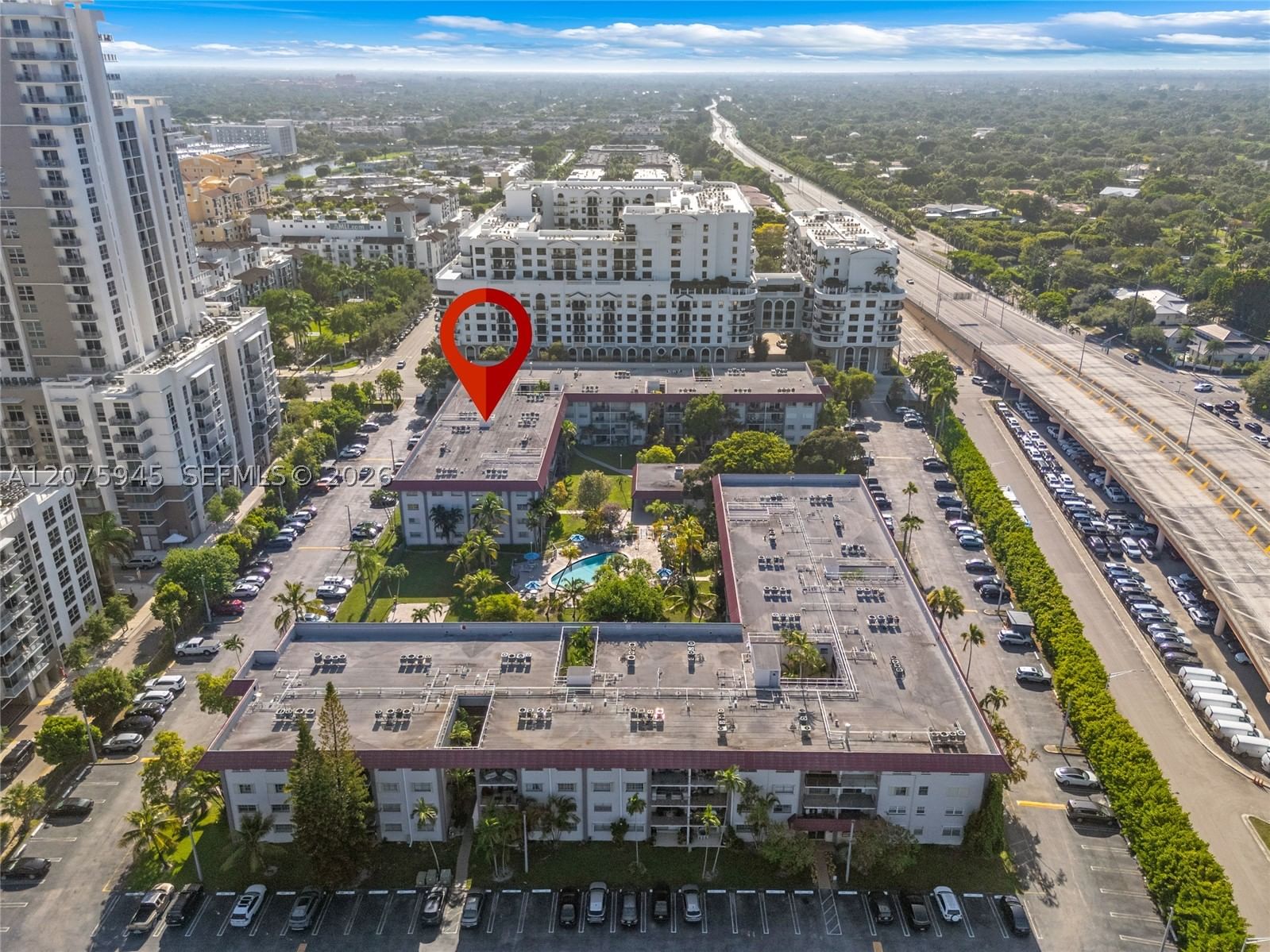 Real estate property located at 8101 72nd Ave #123W, Miami-dade, Granda Dadeland Condo, Miami, FL