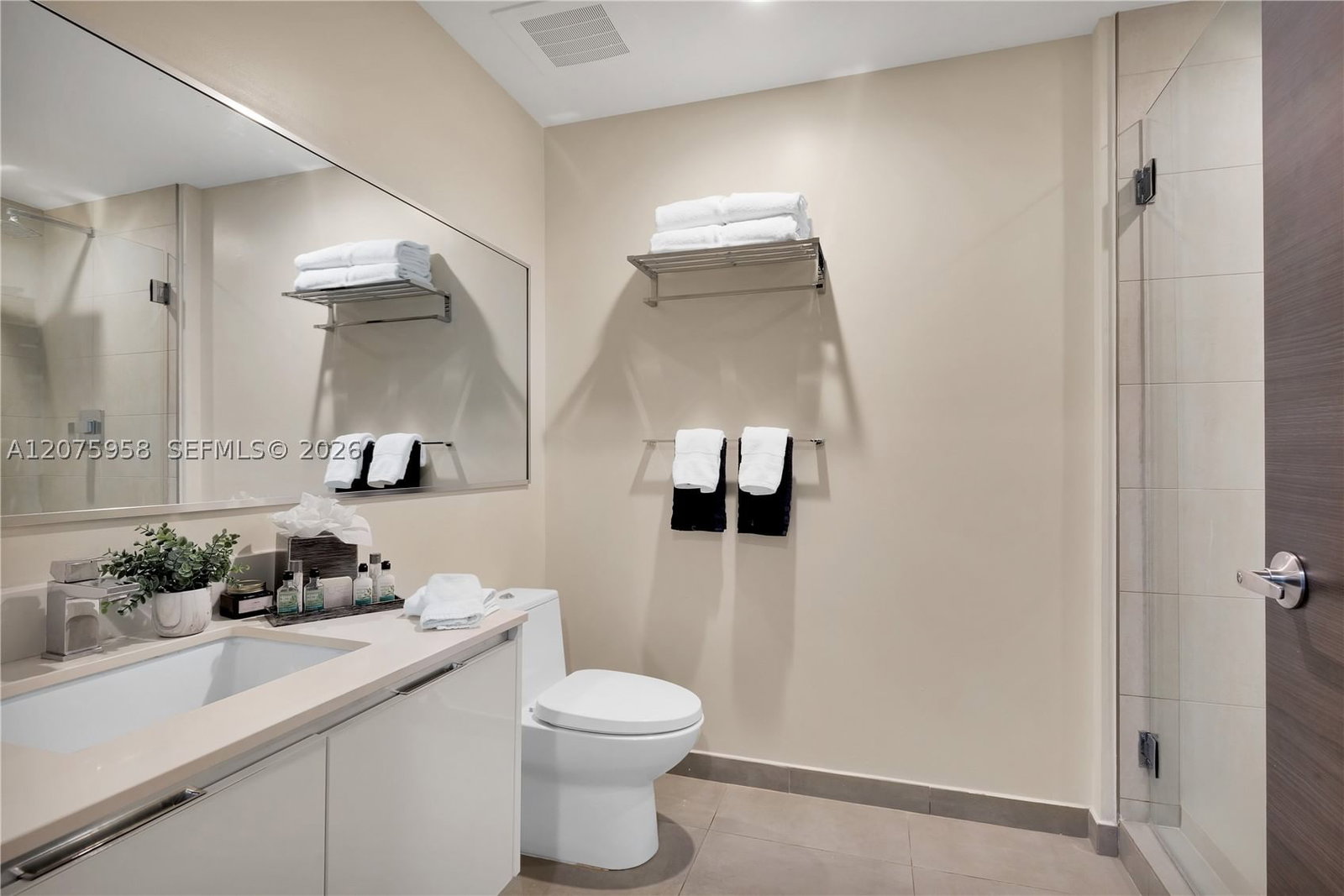 Real estate property located at 777 Ocean Dr N227, Broward, Costa Hollywood Condo, Hollywood, FL