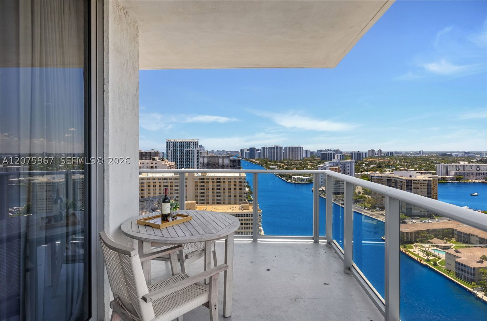 Real estate property located at 4010 Ocean Dr R2008, Broward, 4010 South Ocean Condo, Hollywood, FL