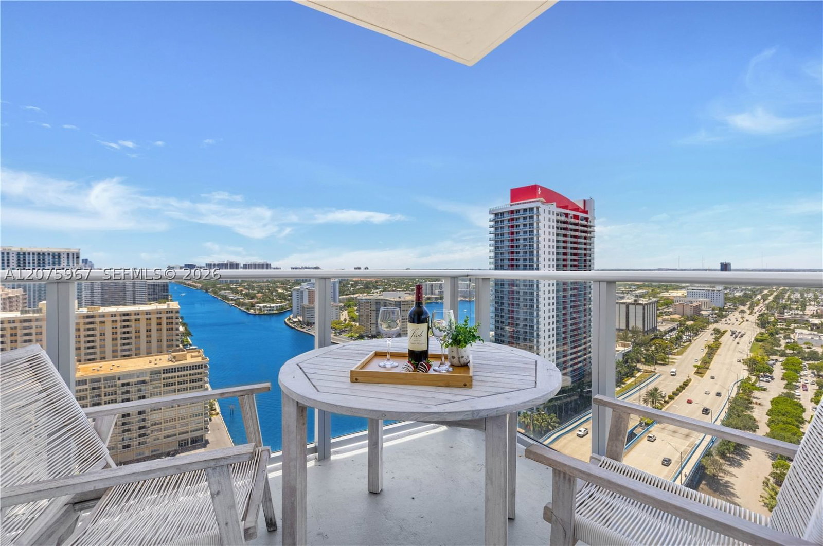 Real estate property located at 4010 Ocean Dr R2008, Broward, 4010 South Ocean Condo, Hollywood, FL