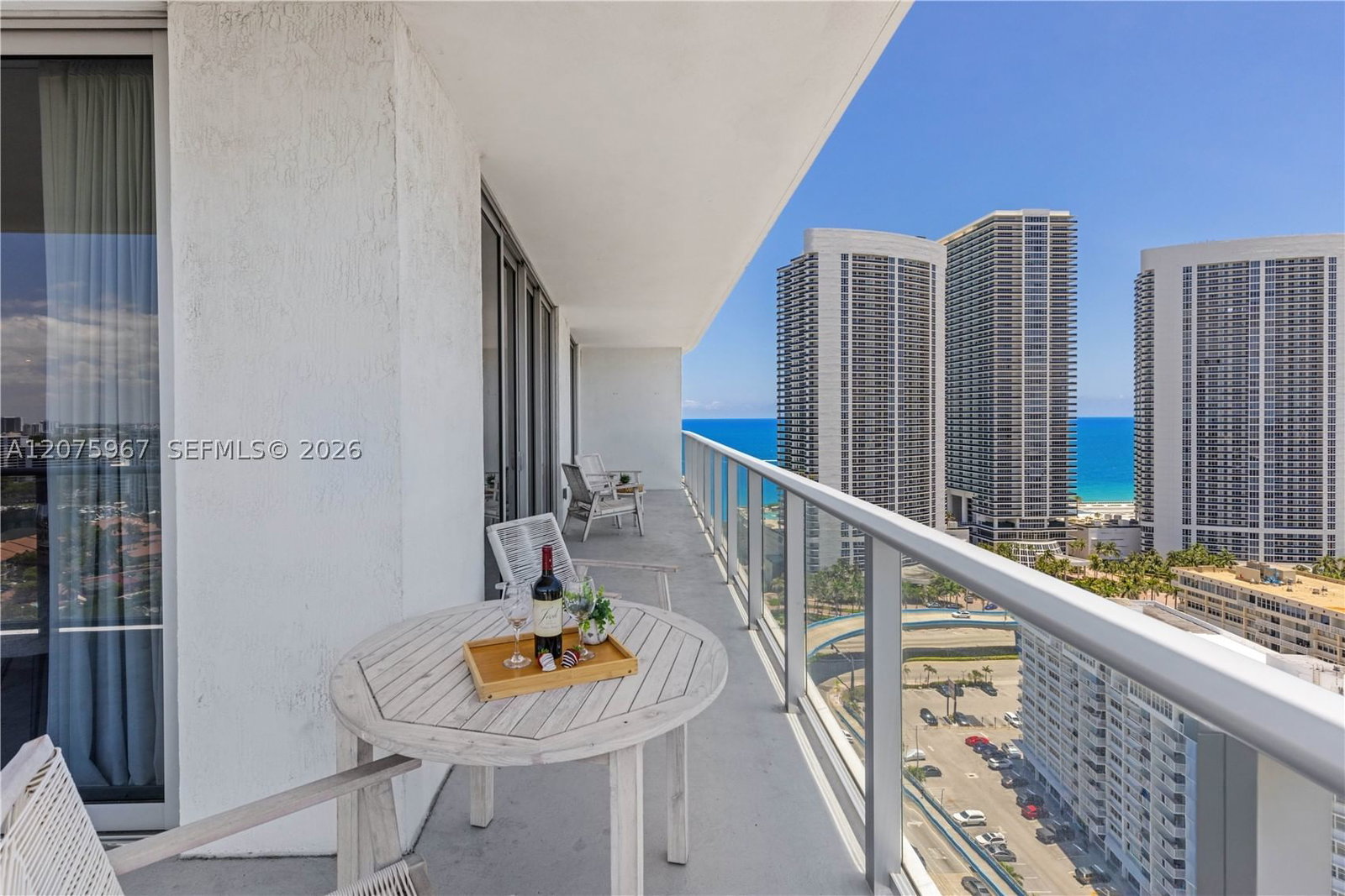 Real estate property located at 4010 Ocean Dr R2008, Broward, 4010 South Ocean Condo, Hollywood, FL