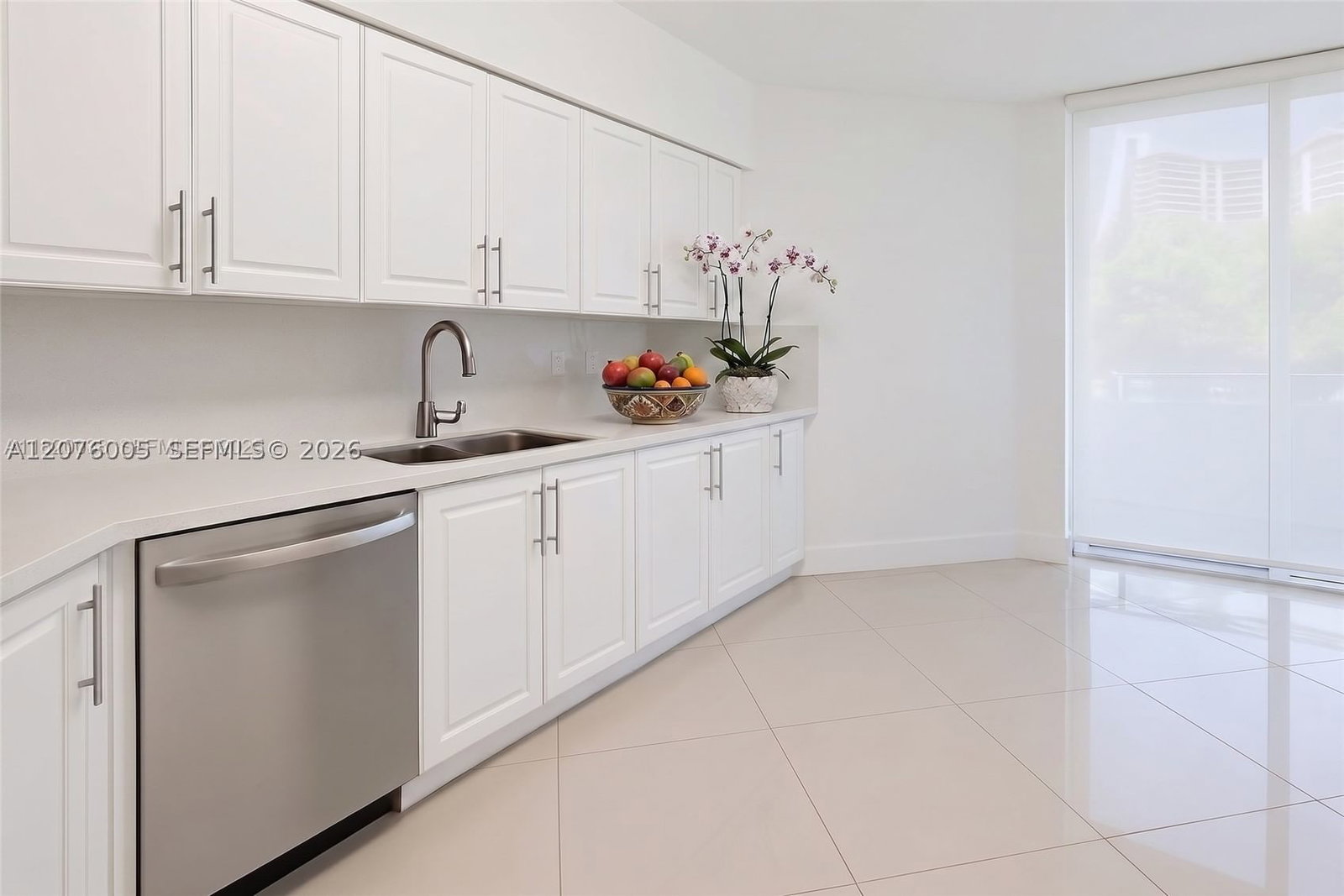 Real estate property located at 3370 Hidden Bay Dr #102, Miami-dade, 100 Hidden Bay Condo, Aventura, FL