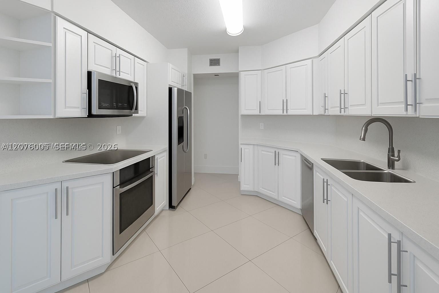 Real estate property located at 3370 Hidden Bay Dr #102, Miami-dade, 100 Hidden Bay Condo, Aventura, FL