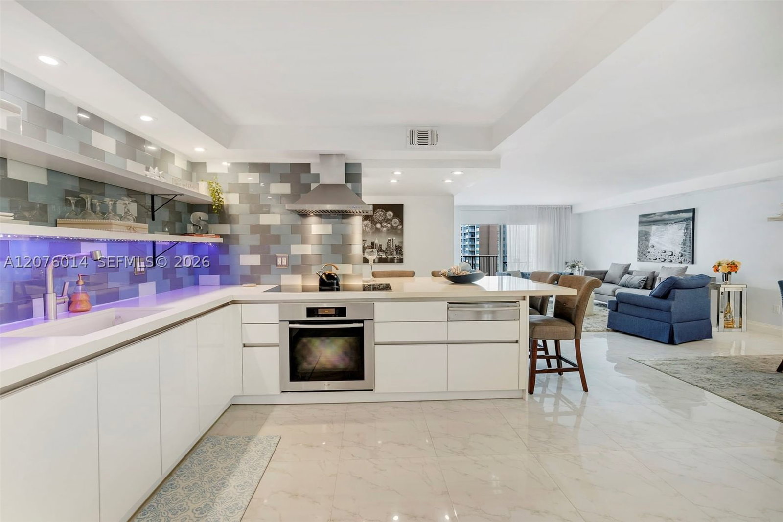 Real estate property located at 1401 Ocean Dr #905, Broward, Stratford Towers Condo, Hollywood, FL