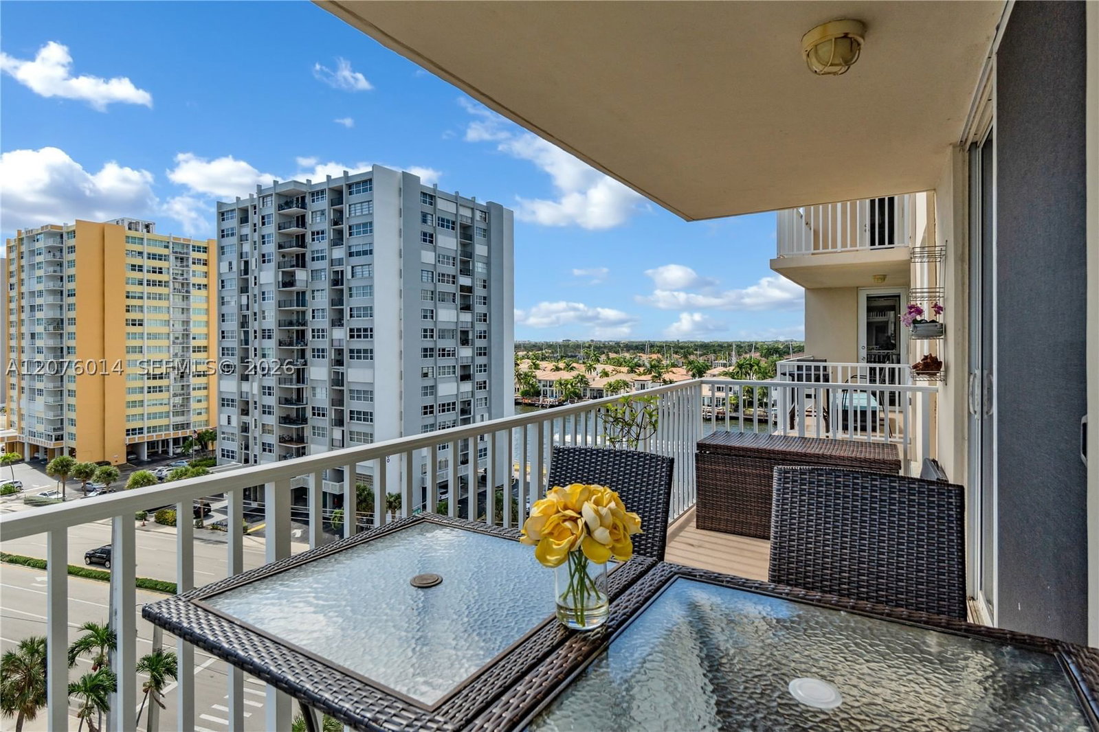 Real estate property located at 1401 Ocean Dr #905, Broward, Stratford Towers Condo, Hollywood, FL