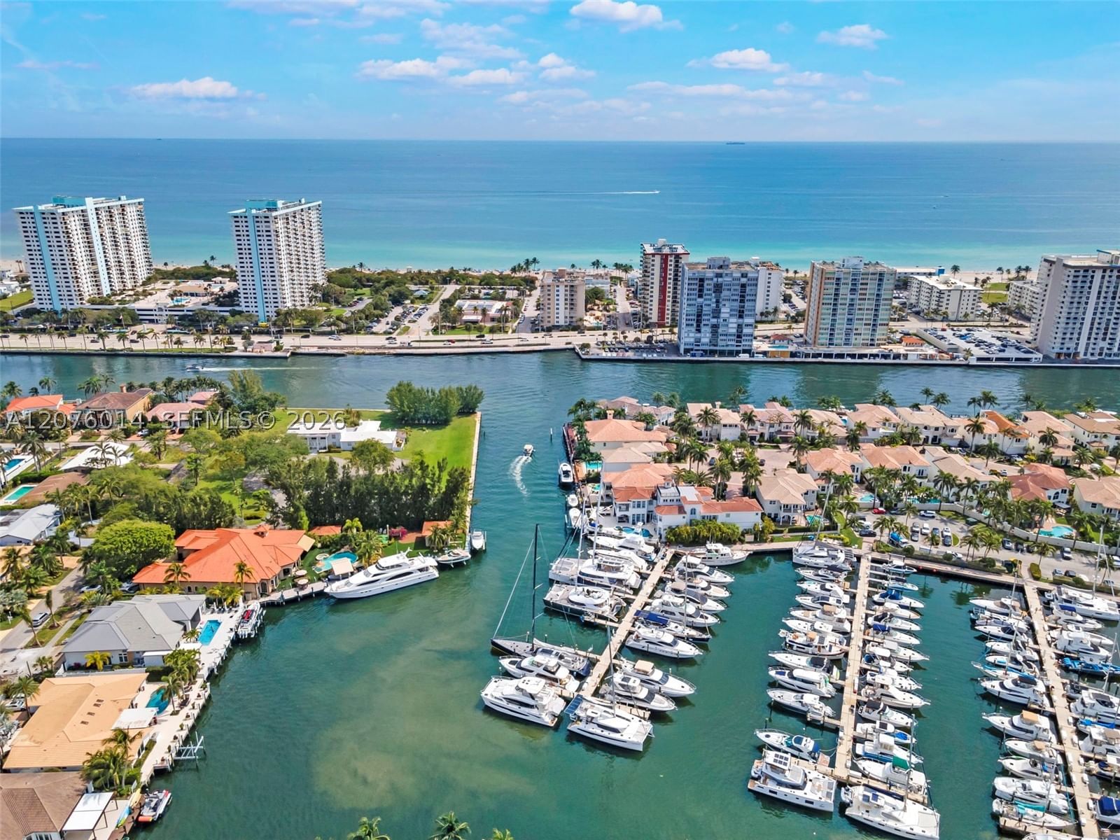 Real estate property located at 1401 Ocean Dr #905, Broward, Stratford Towers Condo, Hollywood, FL