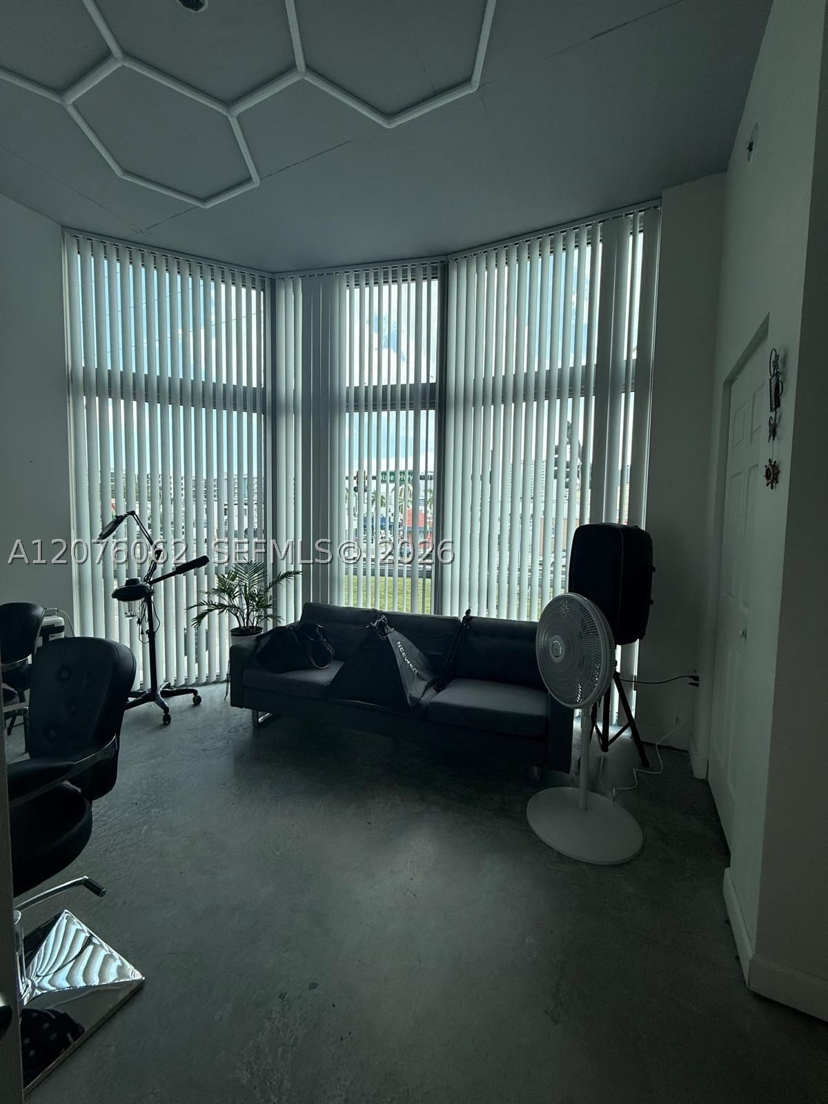 Real estate property located at 2100 Van Buren St #216, Broward, Lofts At Hollywood Statio, Hollywood, FL