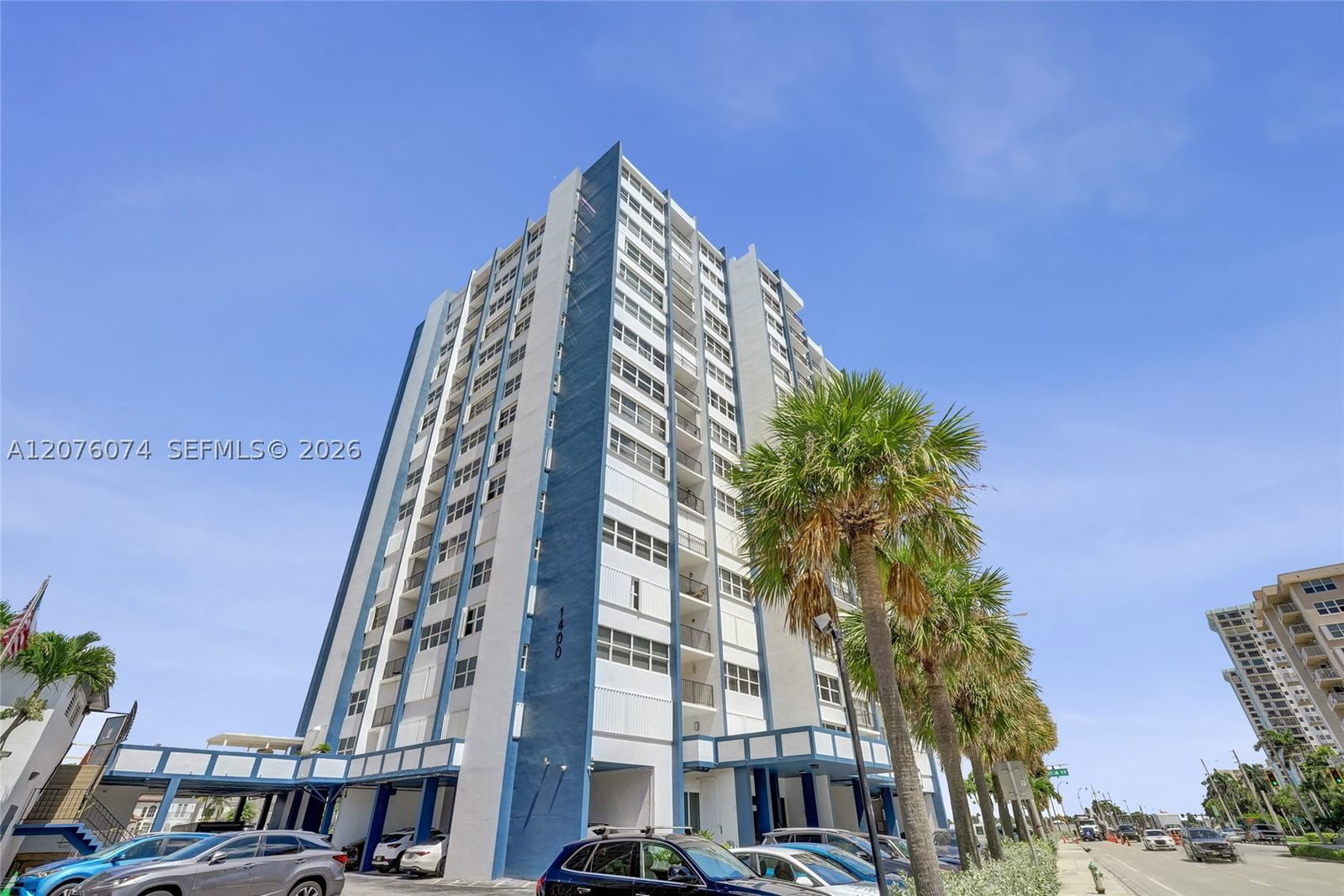 Real estate property located at 1400 Ocean Dr #1205, Broward, Trafalgar Towers Condomin, Hollywood, FL