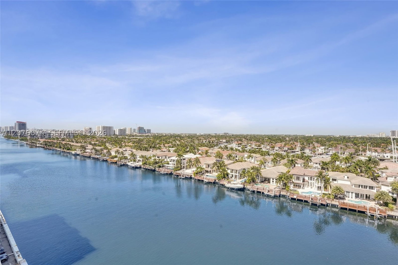 Real estate property located at 1400 Ocean Dr #1205, Broward, Trafalgar Towers Condomin, Hollywood, FL