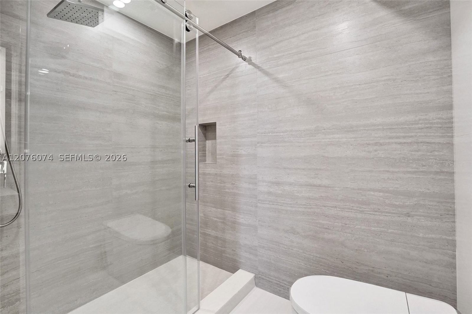 Real estate property located at 1400 Ocean Dr #1205, Broward, Trafalgar Towers Condomin, Hollywood, FL