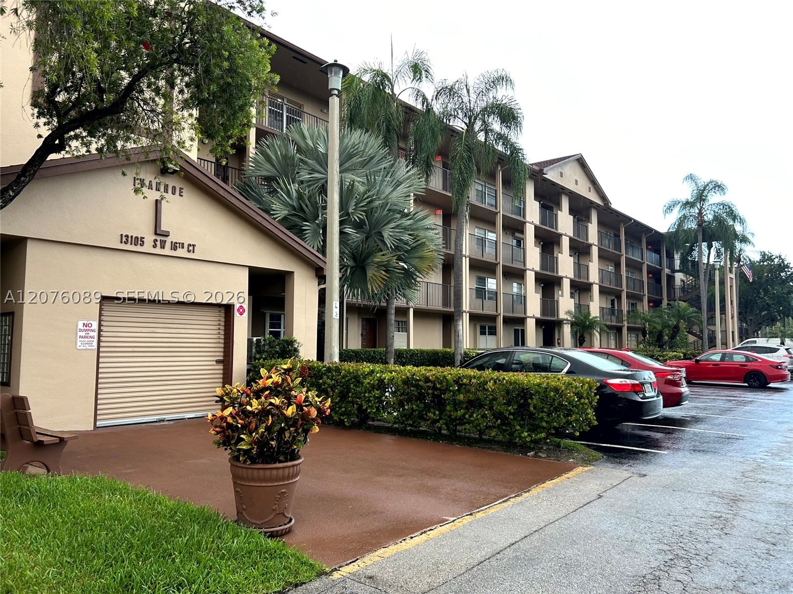 Real estate property located at 13105 16 CT #105L, Broward, Ivahoe East 3, Pembroke Pines, FL
