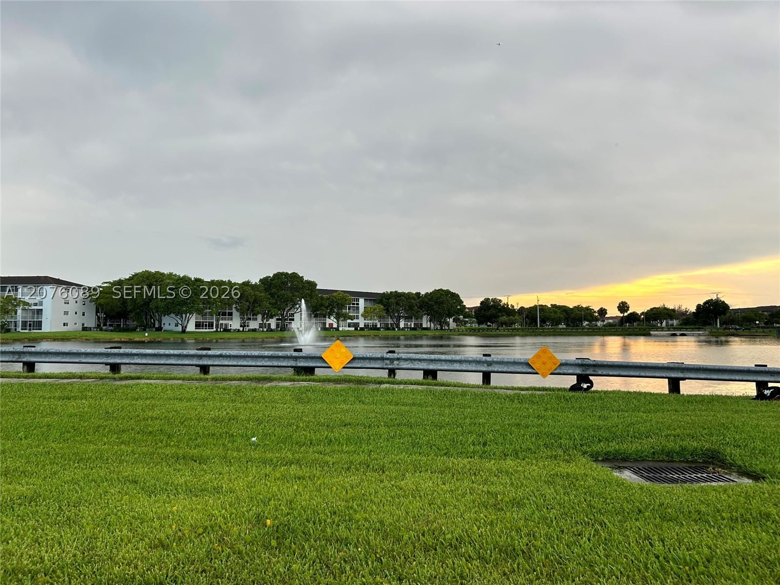 Real estate property located at 13105 16 CT #105L, Broward, Ivahoe East 3, Pembroke Pines, FL