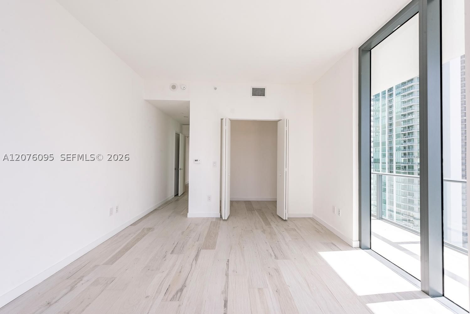 Real estate property located at 480 31st St #2101, Miami-dade, Gran Paraiso Condo, Miami, FL