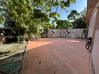 Real estate property located at 17201 54th Ct, Miami-dade, Carol City Red Road Manor, Miami Gardens, FL