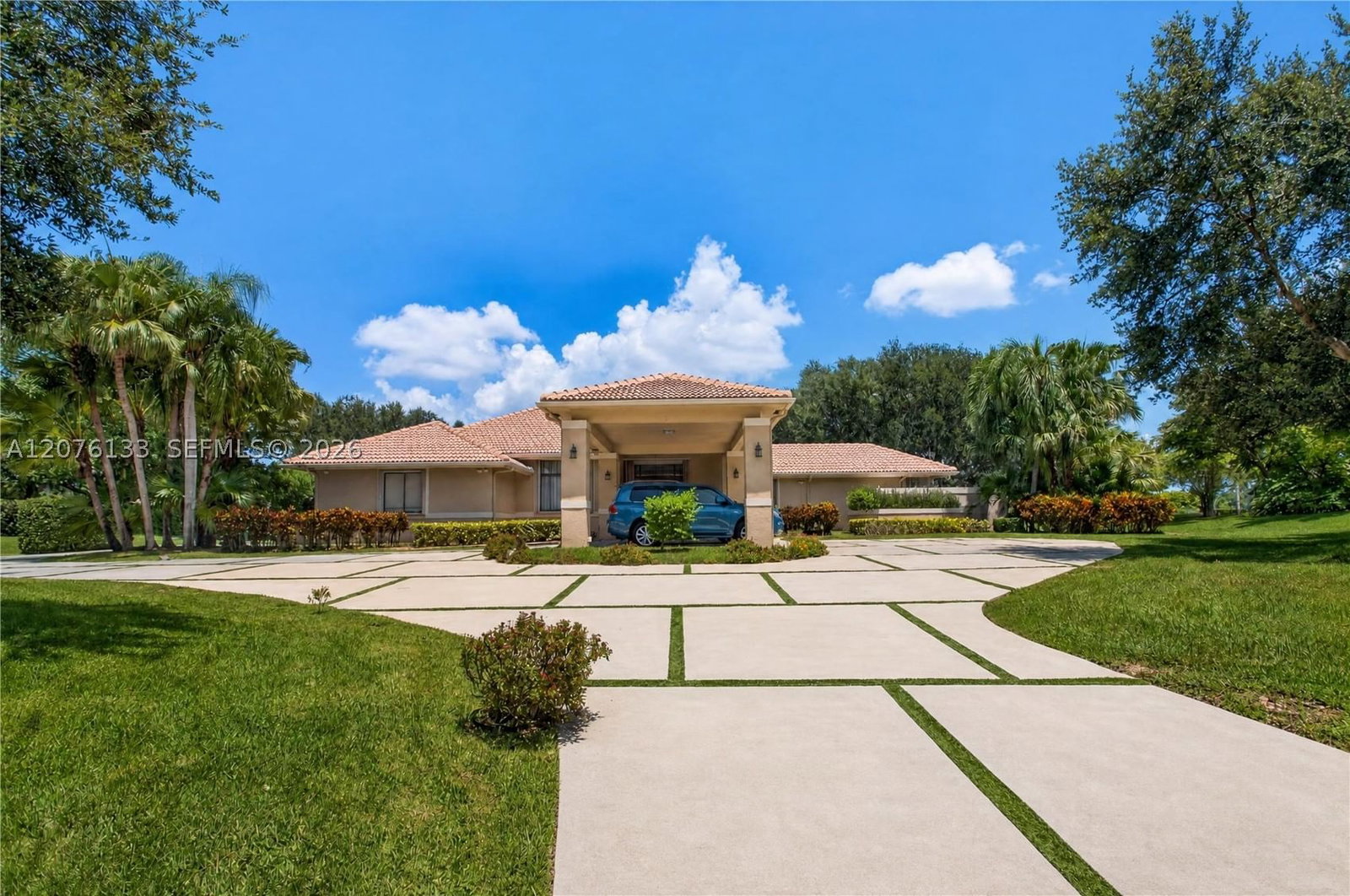Real estate property located at 2725 Hunter Rd, Broward, Windmill Ranch Estates, Weston, FL