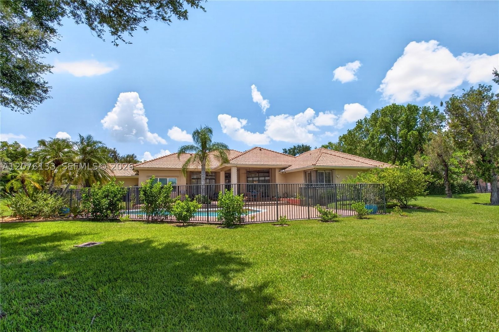 Real estate property located at 2725 Hunter Rd, Broward, Windmill Ranch Estates, Weston, FL
