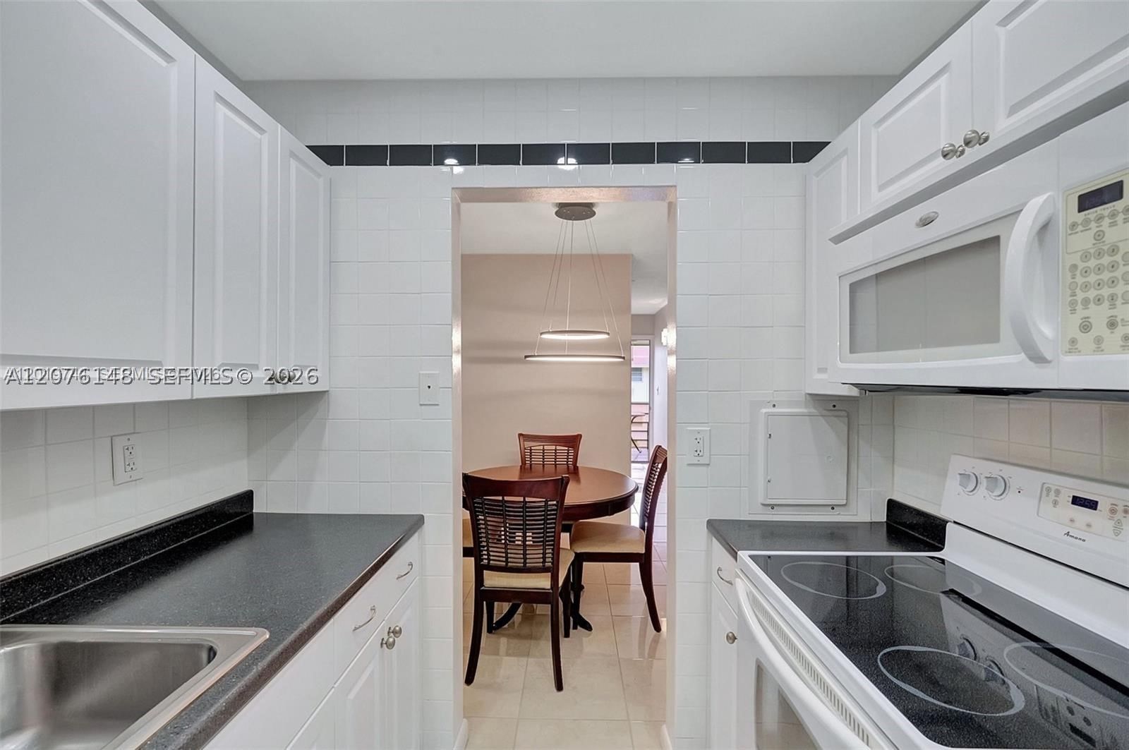 Real estate property located at 17001 13th ave #306, Miami-dade, Mar-len Gardens No 5 Corp, Miami, FL