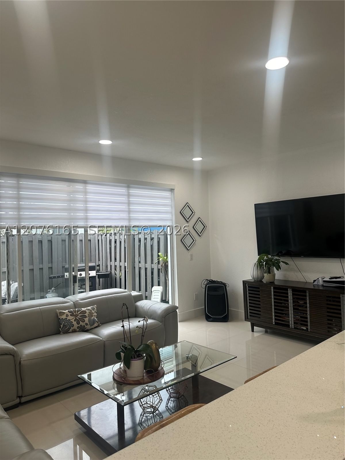 Real estate property located at 15775 41st St #68, Broward, Villas At Nautica Three C, Miramar, FL