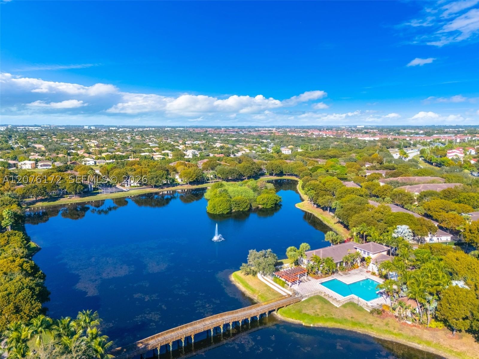 Real estate property located at 2457 Centergate Dr #306, Broward, Aventine At Miramar Condo, Miramar, FL