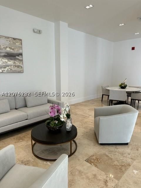 Real estate property located at 2201 Ocean Drive #1507, Broward, Quadomain Tower I And Iv, Hollywood, FL