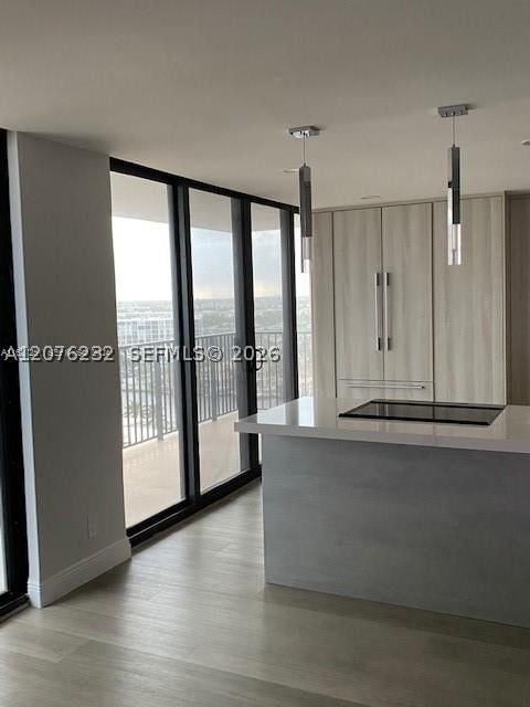 Real estate property located at 2201 Ocean Drive #1507, Broward, Quadomain Tower I And Iv, Hollywood, FL