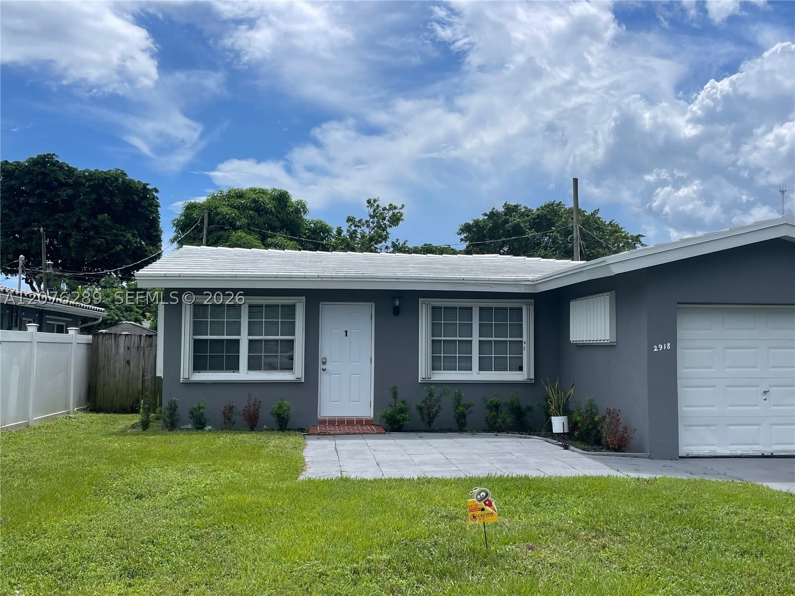 Real estate property located at 2918 Madison St, Broward, Hollywood Little Ranches, Hollywood, FL