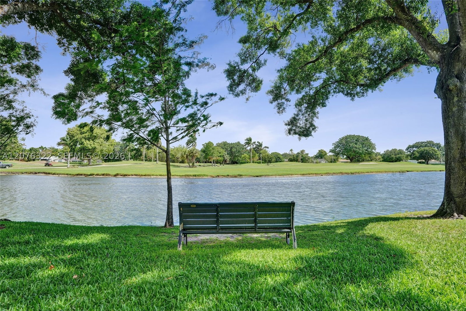 Real estate property located at 18 Boxwood Rd, Broward, Greens Of Emerald Hills, Hollywood, FL
