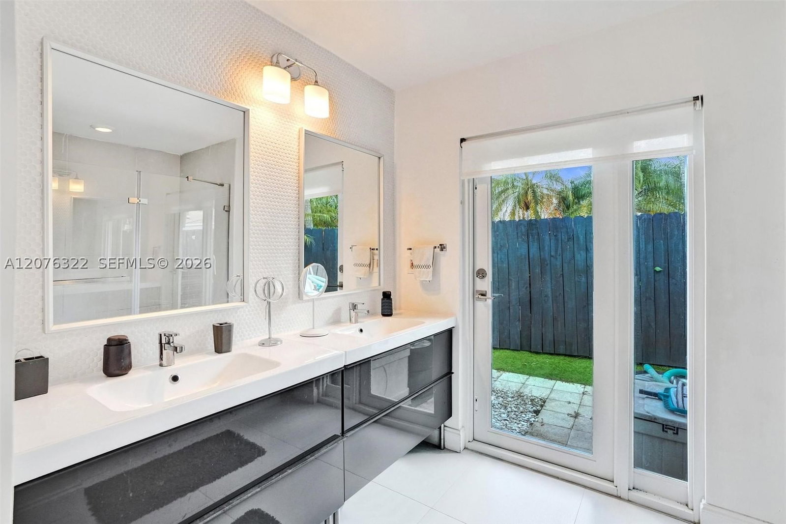 Real estate property located at 18 Boxwood Rd, Broward, Greens Of Emerald Hills, Hollywood, FL